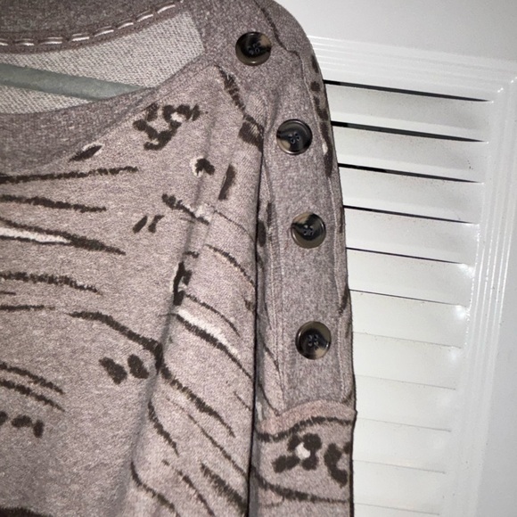 Democracy tiger print stripe top - Picture 4 of 11